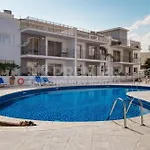 Luna Apartment *